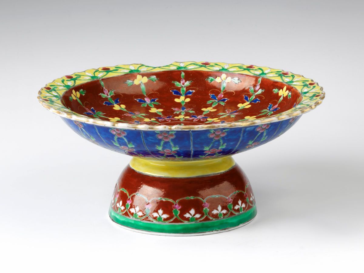 Image may contain: Blue, Tableware, Porcelain, Serveware, Pottery.