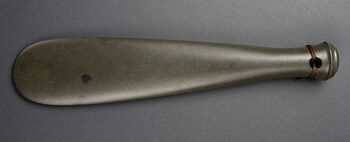 (UEM157) Patu onewa or short-handled club from Hokianga, Aotearoa New Zealand. Dated to the Classical Māori period (Te Puawiatanga, 1500-1800). These hand clubs - made from either basalt, wood, whale bone or nephrite - were considered to be a symbol of high status and important heritage objects. Patu onewa features a flat elongated blade with a sharp, rounded striking edge. It is considered to be a favourite weapon amongst the Māori. The weapon was commonly traded between Māori and the earliest European sailors. The club measures approximate 40 cm and weighs around 2-3 kg.   Material: Basalt Region and culture: New Zealand - Maori