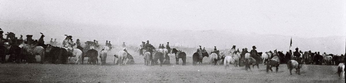 crowning of Bogd Khan, 1911