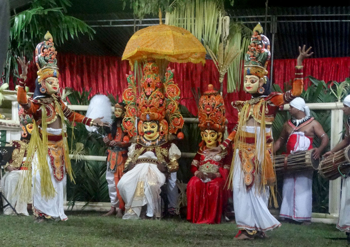 Kōlam-teater