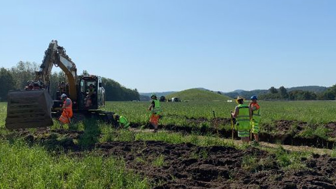 Utgraving i gang på Gjellestad-jordet ved Halden