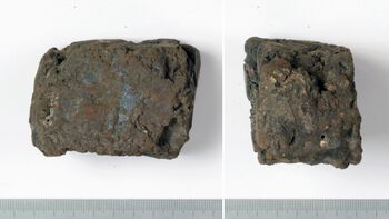 Jernluppe på 895 gram utvunnet ved Kittilbu i 2011 (Kittilbu 1), drengstedovn.